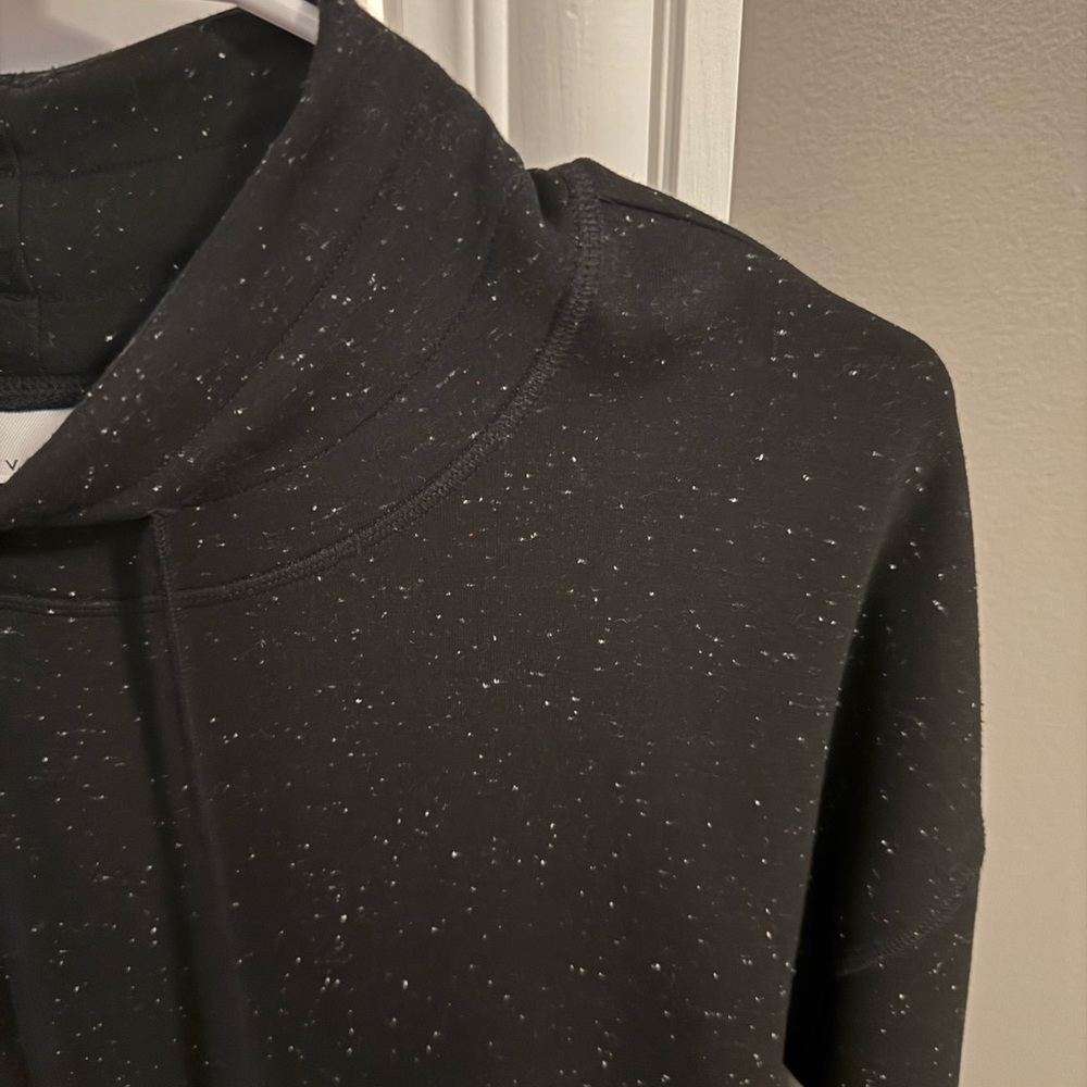 Varley Pullover - image 2